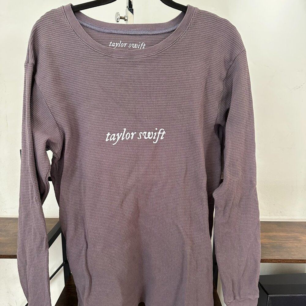 Taylor Swift Invisible String Long Sleeve Thermal… - image 1
